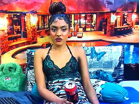 IndianPretty14u2Luv webcam