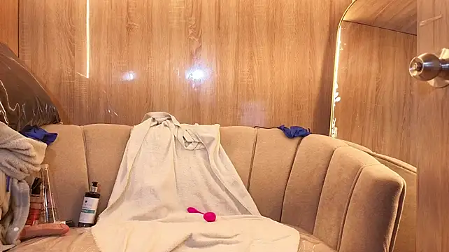 rox_luxury_tf webcam
