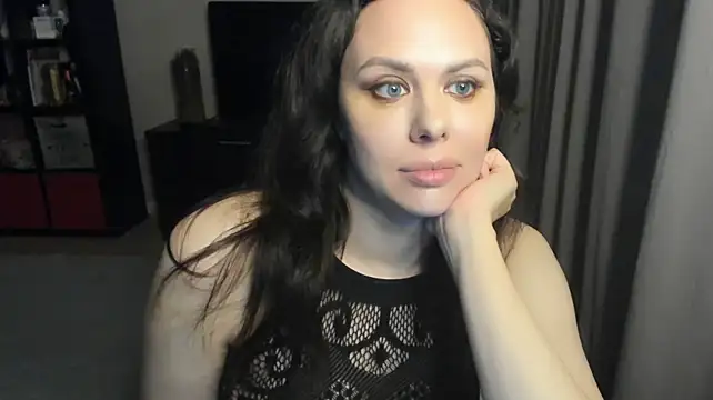 MollyCheiz webcam