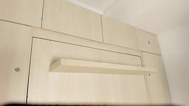 TaylorBloom webcam