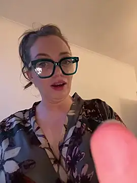 FemDom_RubyKnightXXO webcam