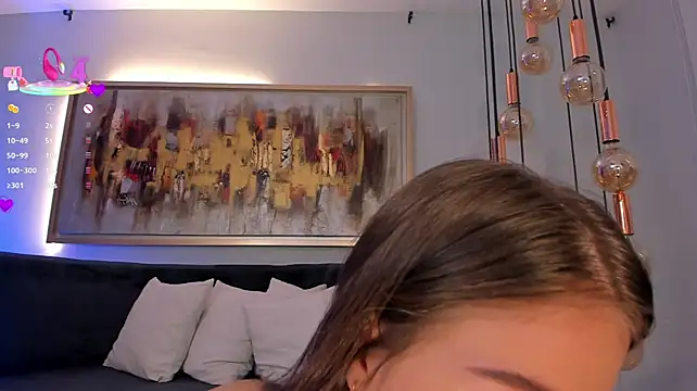 MaryLewis_ webcam