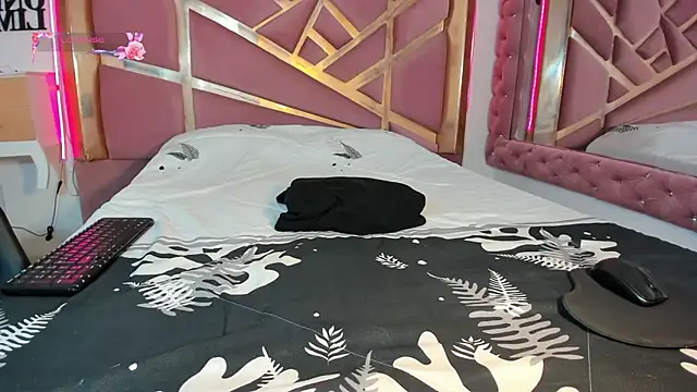 Louise_Dragoh live sex cam
