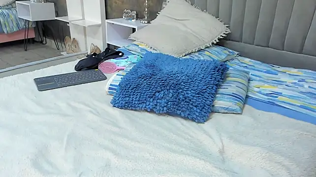 isa_lancaster live sex cam