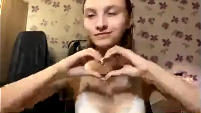 ErgoticEther live cam on StripChat