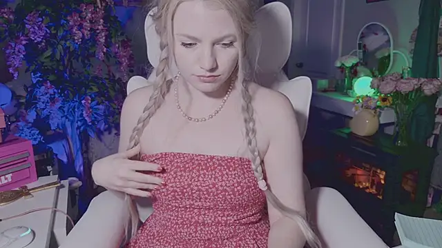 Talulaa live cam on StripChat