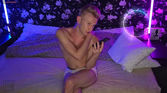 Vuitton live cam