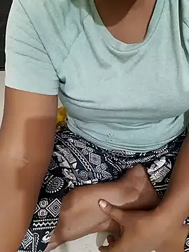 Princess_Zoyaa webcam