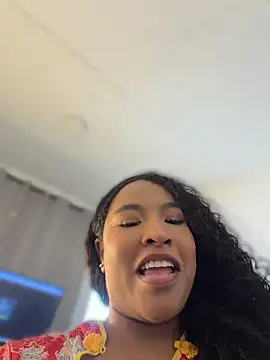 izzybelmonth12 webcam