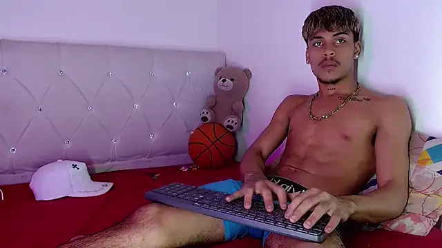Angel_foxc13 webcam