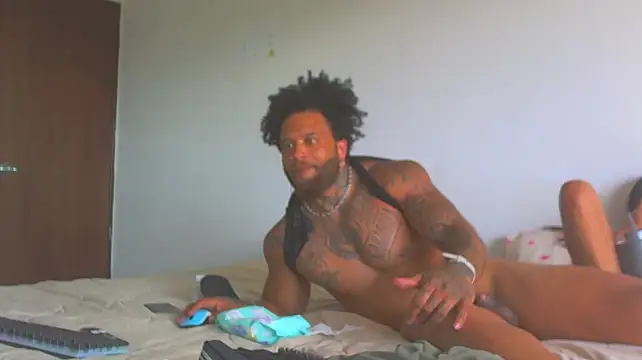 ragnar0825 webcam
