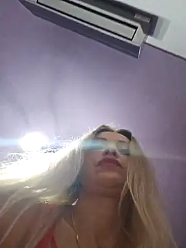 GhostLily1 webcam