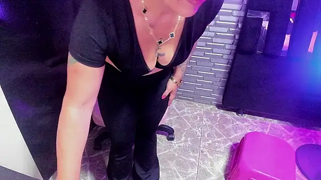 mature_sexi40 webcam