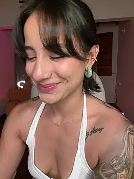 Ale_Lewis webcam