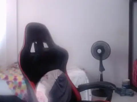 Adriana_0312 webcam