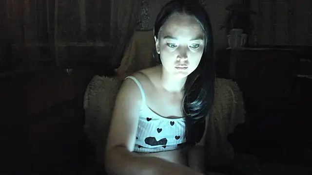 small-cat- live sex cam