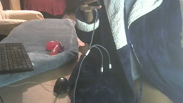 NicoleBitch87 webcam
