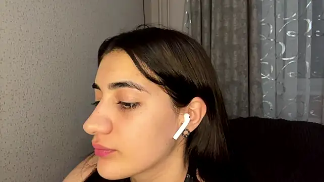 Ledi_Asthik