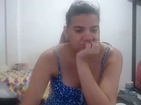Adriana_0312 webcam