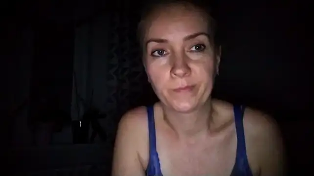 JenniferAlone webcam