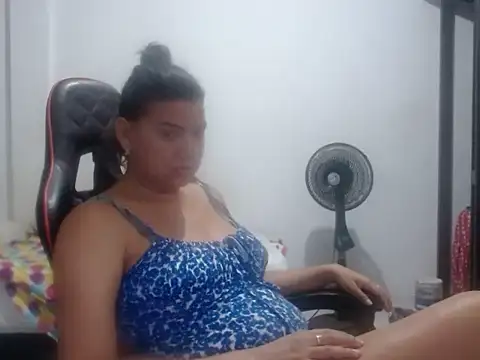 Adriana_0312 webcam