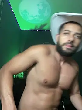 magnumchris (Ask my age) - smoke T, jerking and play cock