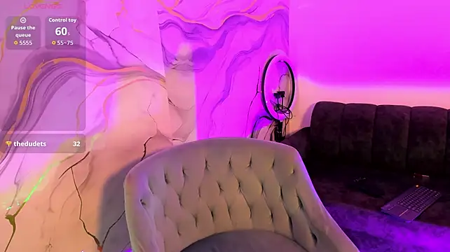 SelenaRogerss webcam