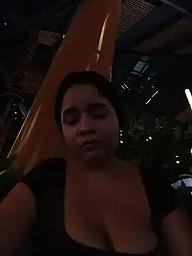 Julieth_hot-69 webcam