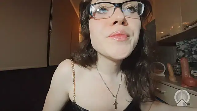 RachelSav webcam