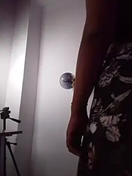 lia_mariana webcam