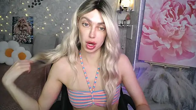 NickyAdamidi webcam
