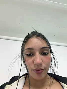 Arianna_Toro_ webcam