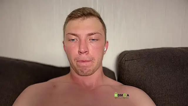 iron__chap webcam