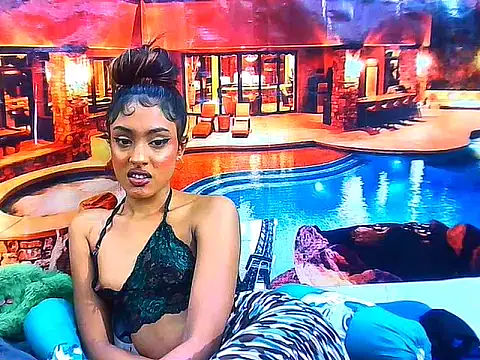 IndianPretty14u2Luv webcam