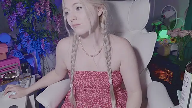 Talulaa live cam on StripChat