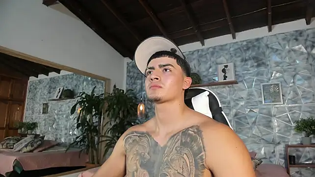 elliot_colton webcam