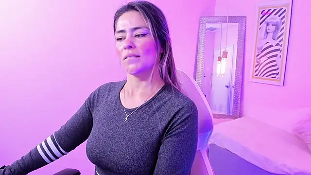 Ivonne_pier_x webcam