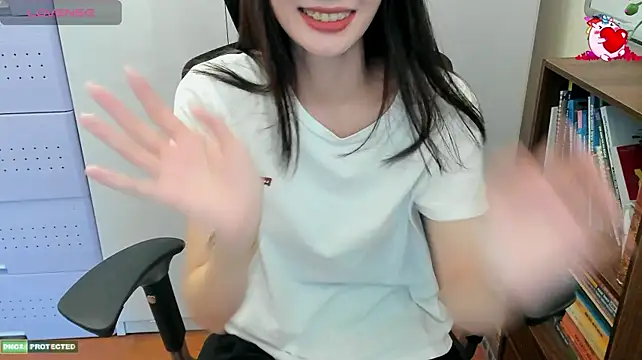 ___IIllIIIllll___ webcam