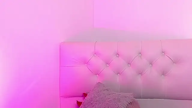 x_isabella_x webcam