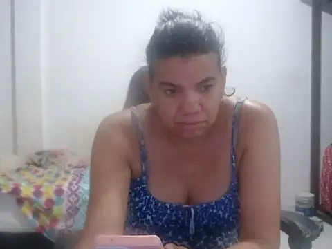 Adriana_0312 webcam