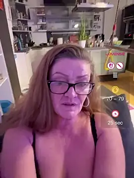 MumGabriela webcam