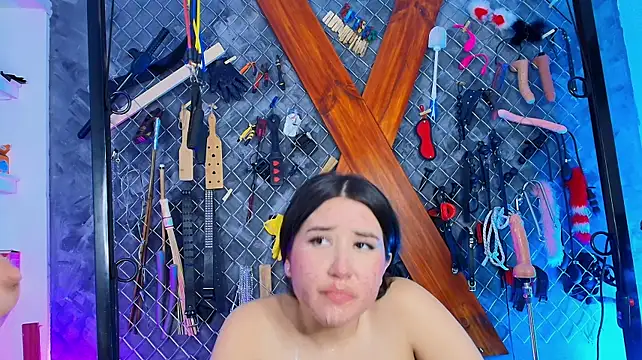 Mistress_lexi_bdsm live sex cam