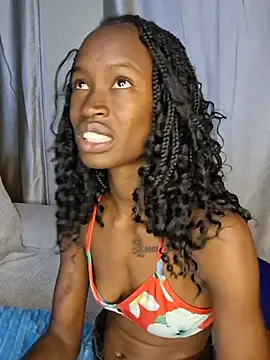 Sweetberry6 live cam on StripChat