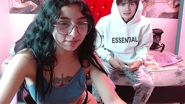 the_jhones live cam on StripChat