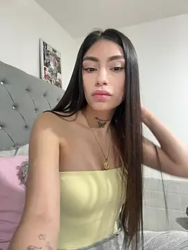 Bonny_Eva live cam on StripChat