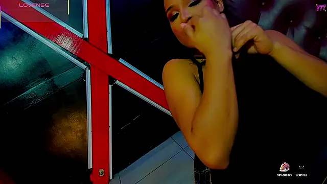 Mia_dasilva_ live cam on StripChat