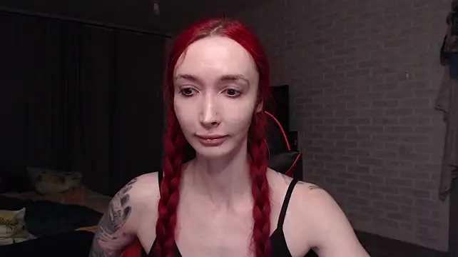 Roxy_Silver webcam