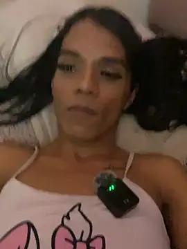gilbanys_22 webcam