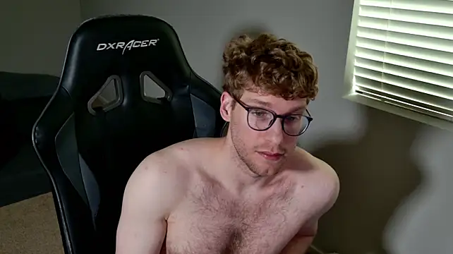 BlueEyedTallGuy94 webcam