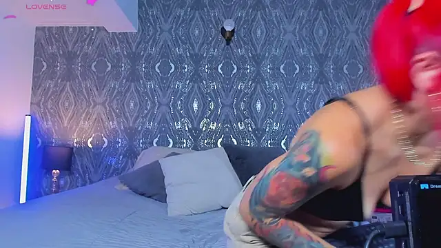 AbellaFox_ webcam
